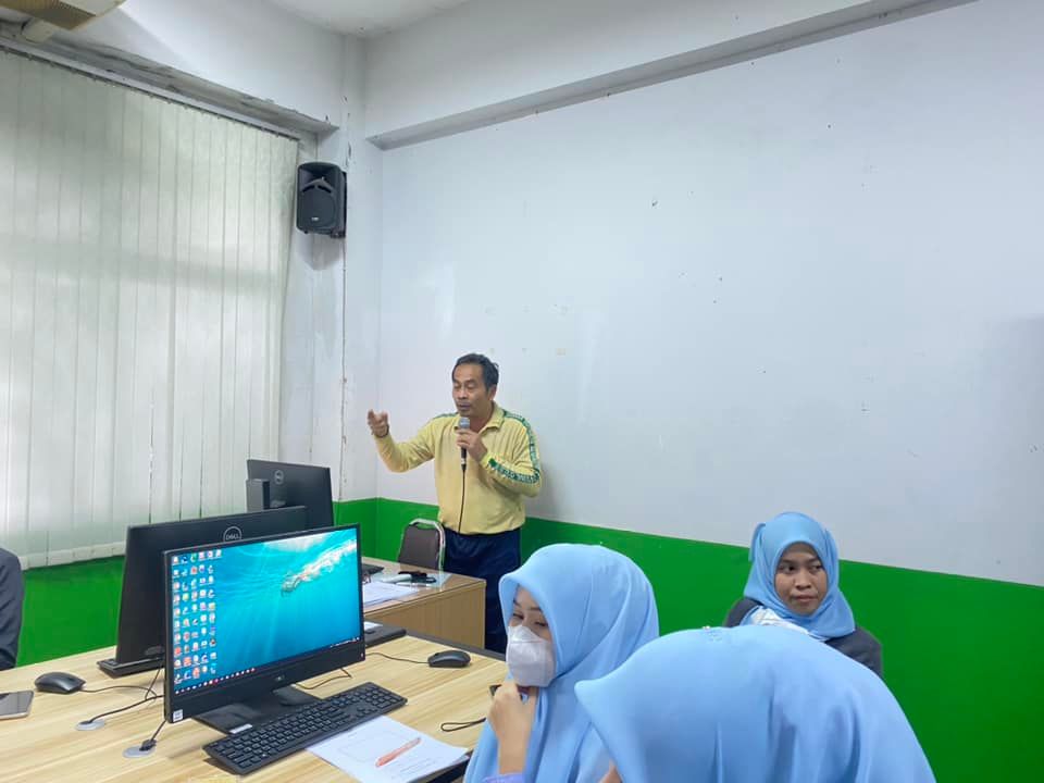 โครงการสร้างความสัมพันธ์ระหว่างสาขากับสถานประกอบการ (พี่สอนน้อง) ประจำปีการศึกษา 2565