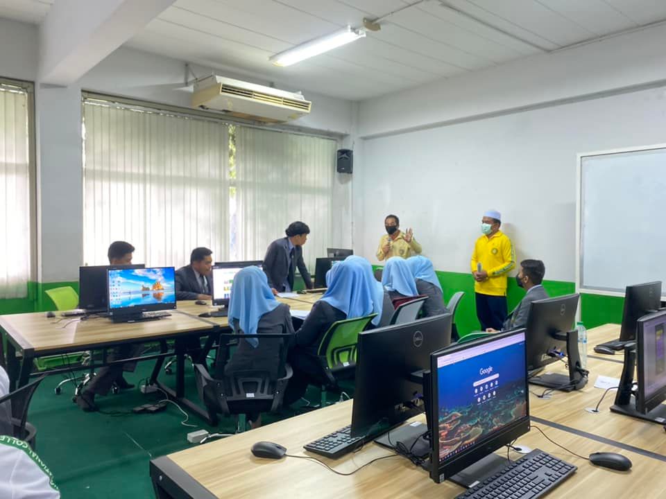 โครงการสร้างความสัมพันธ์ระหว่างสาขากับสถานประกอบการ (พี่สอนน้อง) ประจำปีการศึกษา 2565